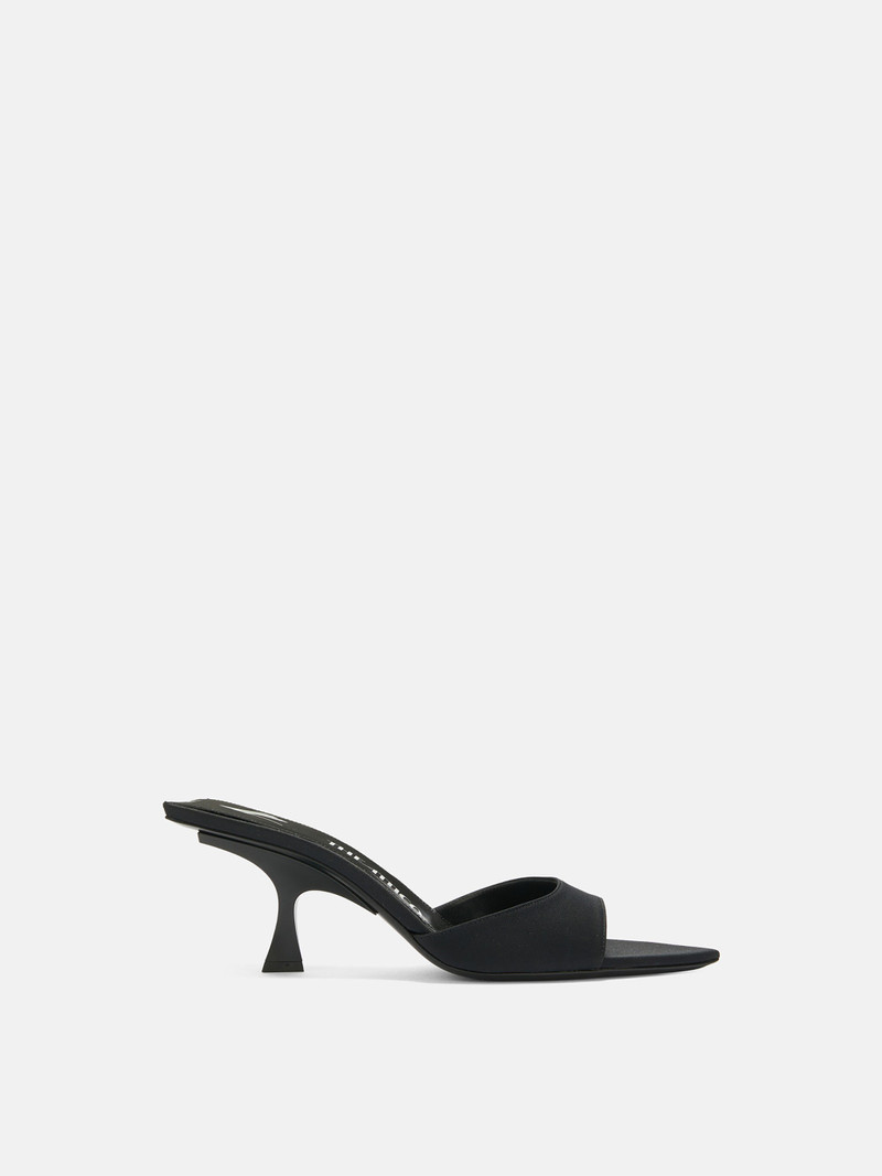 ''BES'' BLACK MULE 1