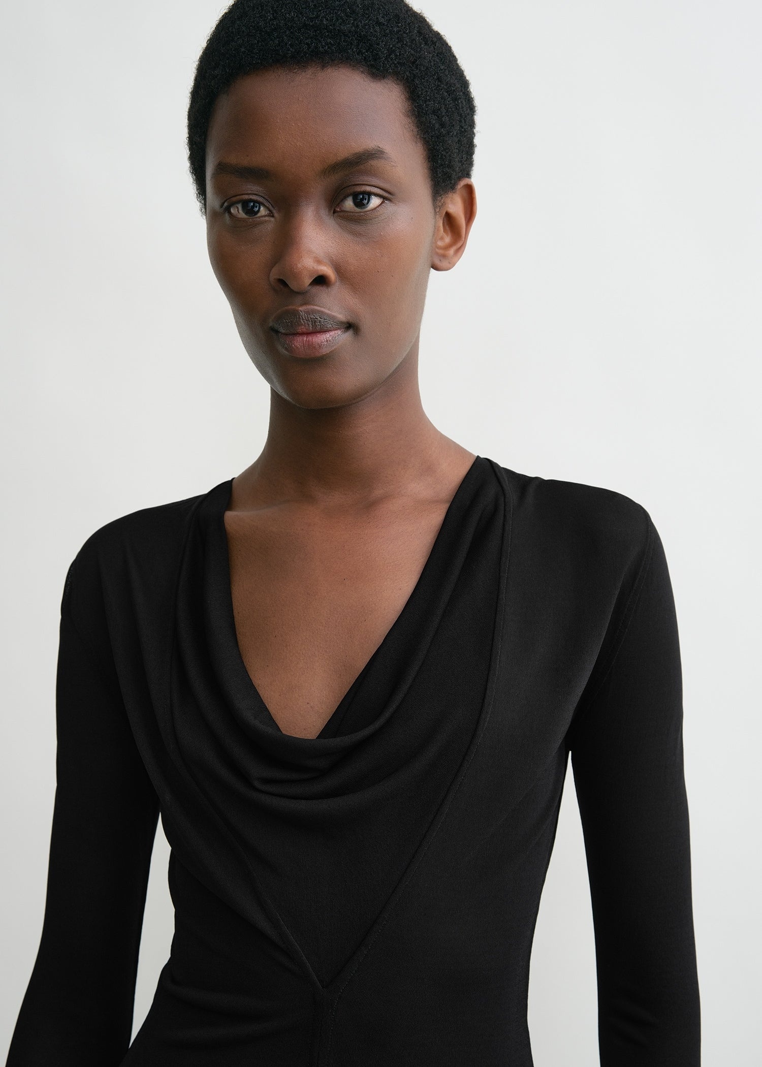 Draped v-neck top black - 5