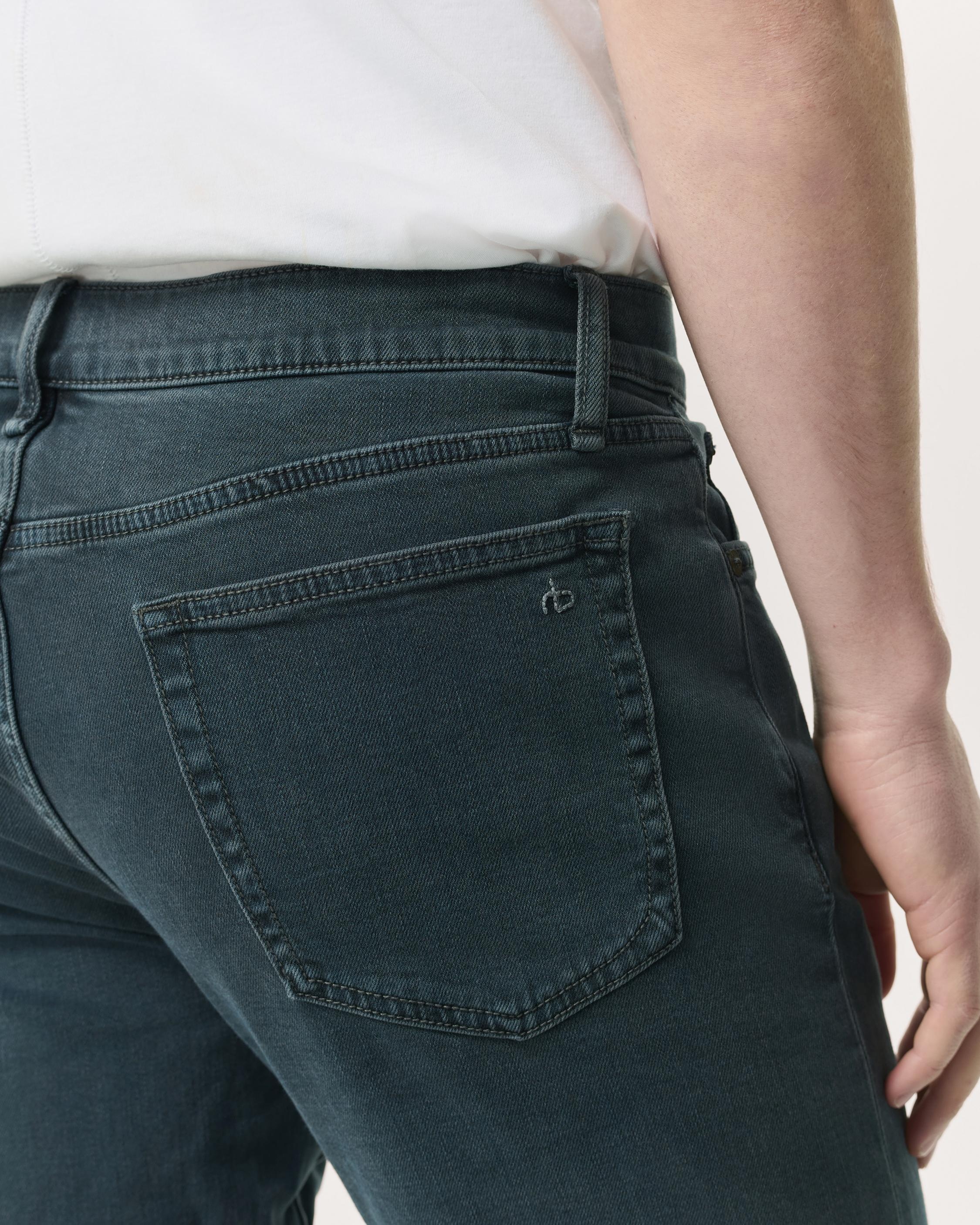 Fit 2 - Minna
Slim Fit Blue Black Authentic Stretch Jean - 5