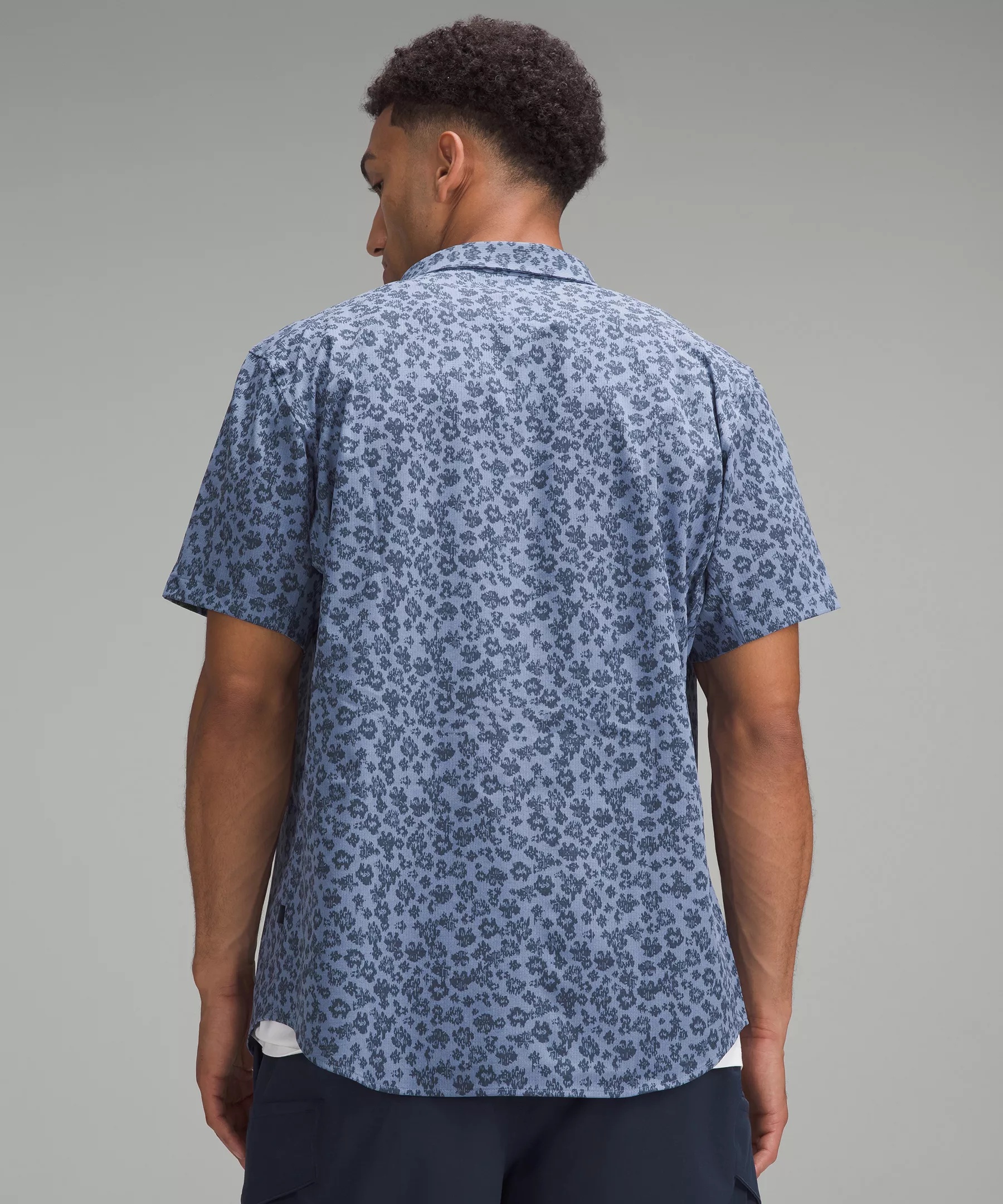 Airing Easy Short-Sleeve Shirt - 3
