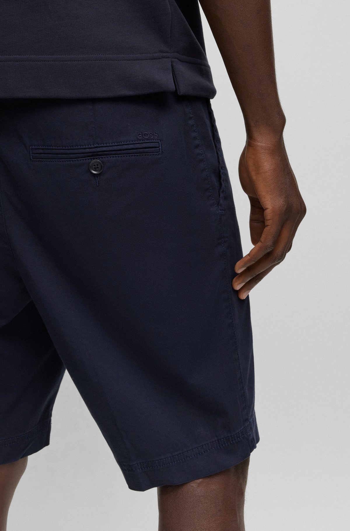 SLIM-FIT SHORTS IN STRETCH-COTTON GABARDINE - 5
