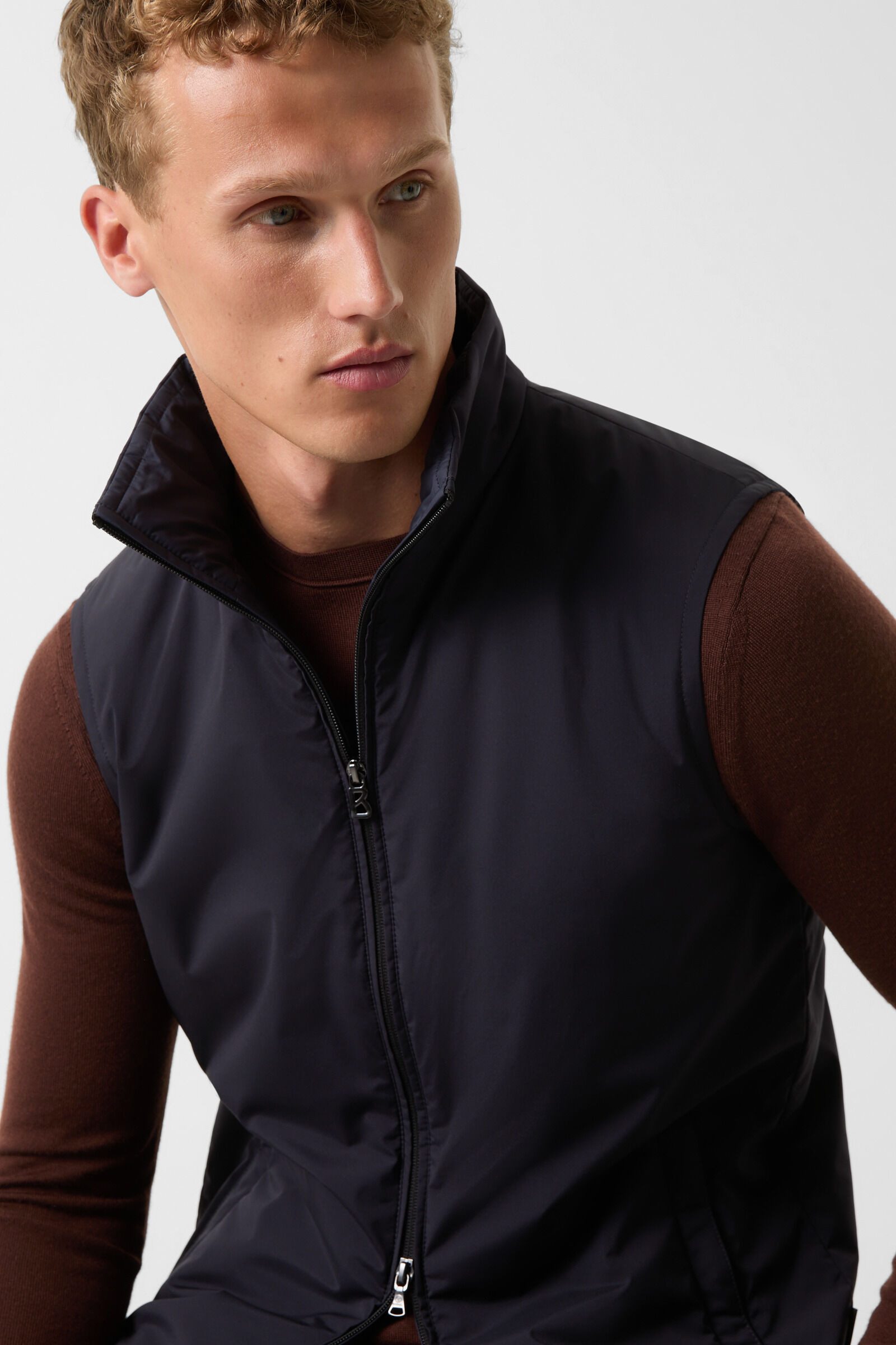 Conner vest in Navy blue - 6