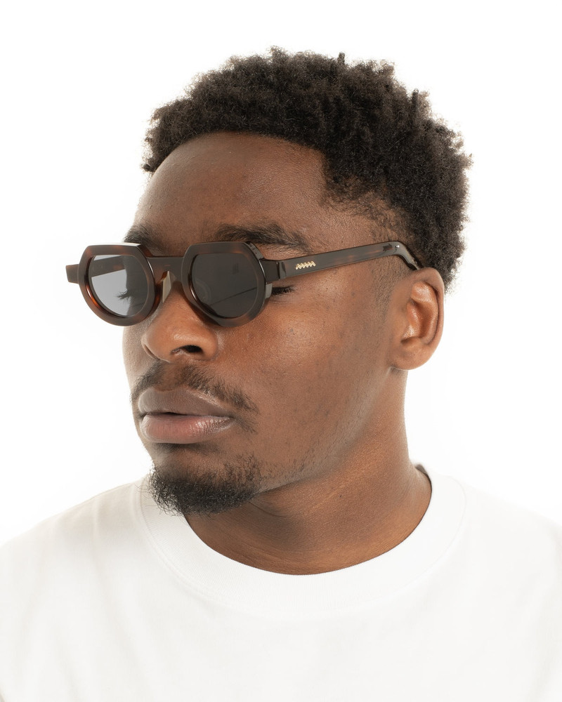 Tani Post Modern Primitive Eye Protection - Brown Tortoise/Black 9