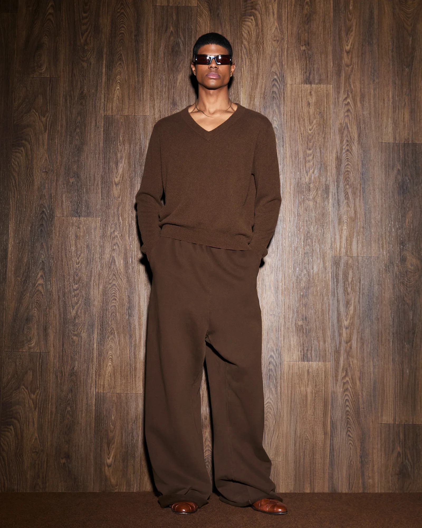 KNIT V-NECK CEDAR - 2
