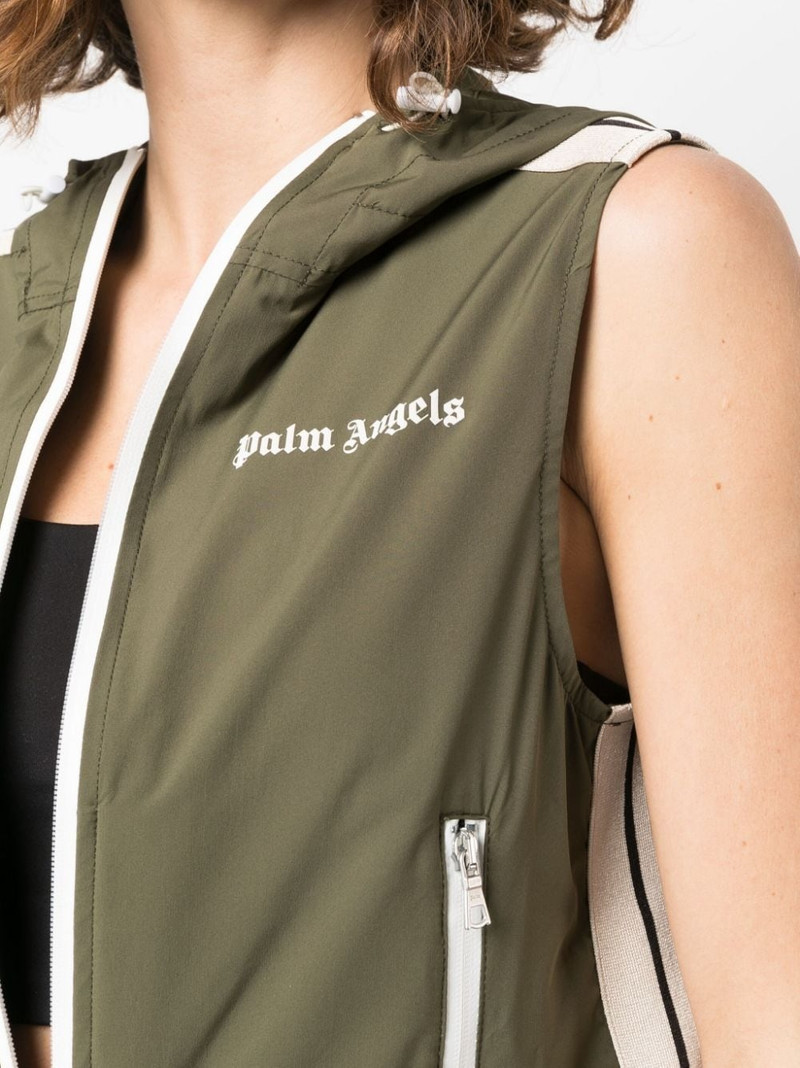 sleeveless hooded jacket 5