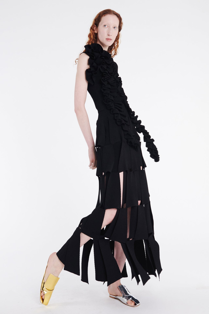 KNITTED FITTED TOP WITH RUFFLE BLACK 3