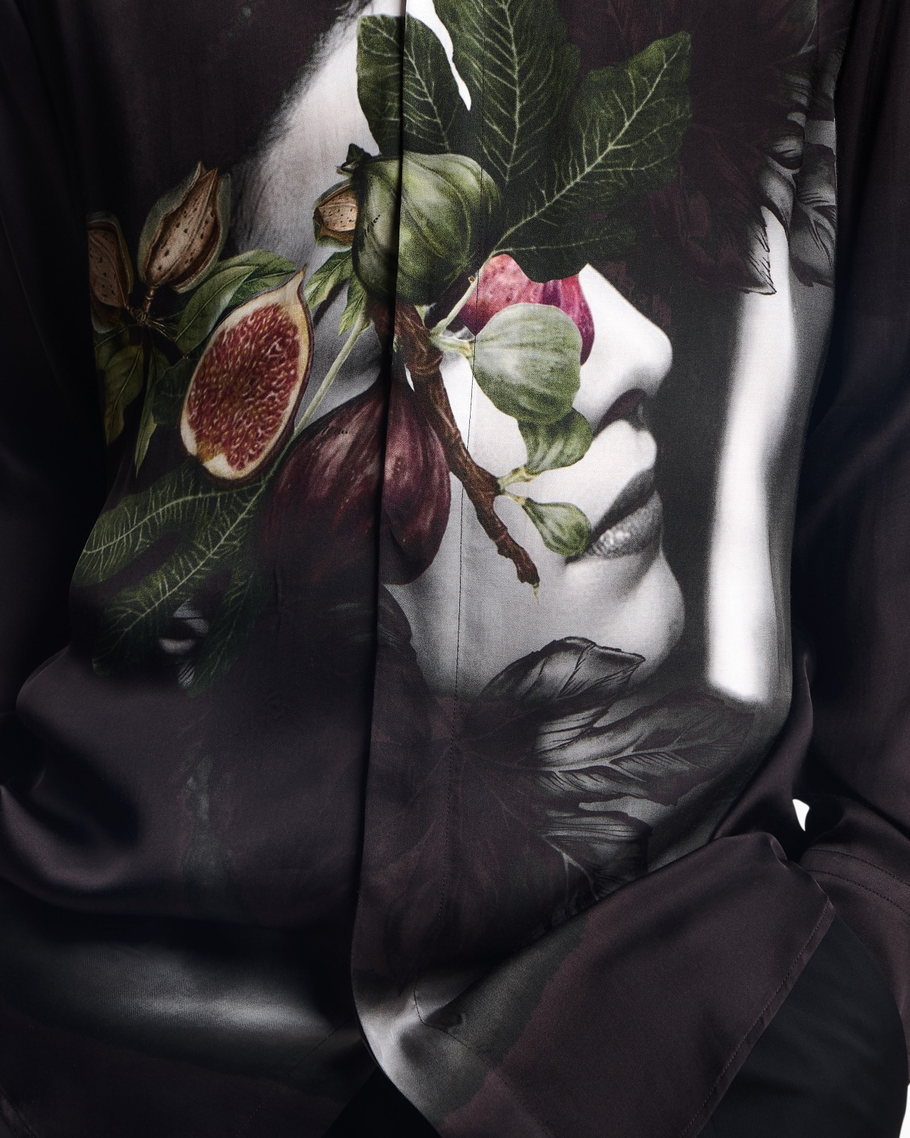 SHIRT WITH OVERSIZED WOMAN AND FOLIAGE PRINT - 5