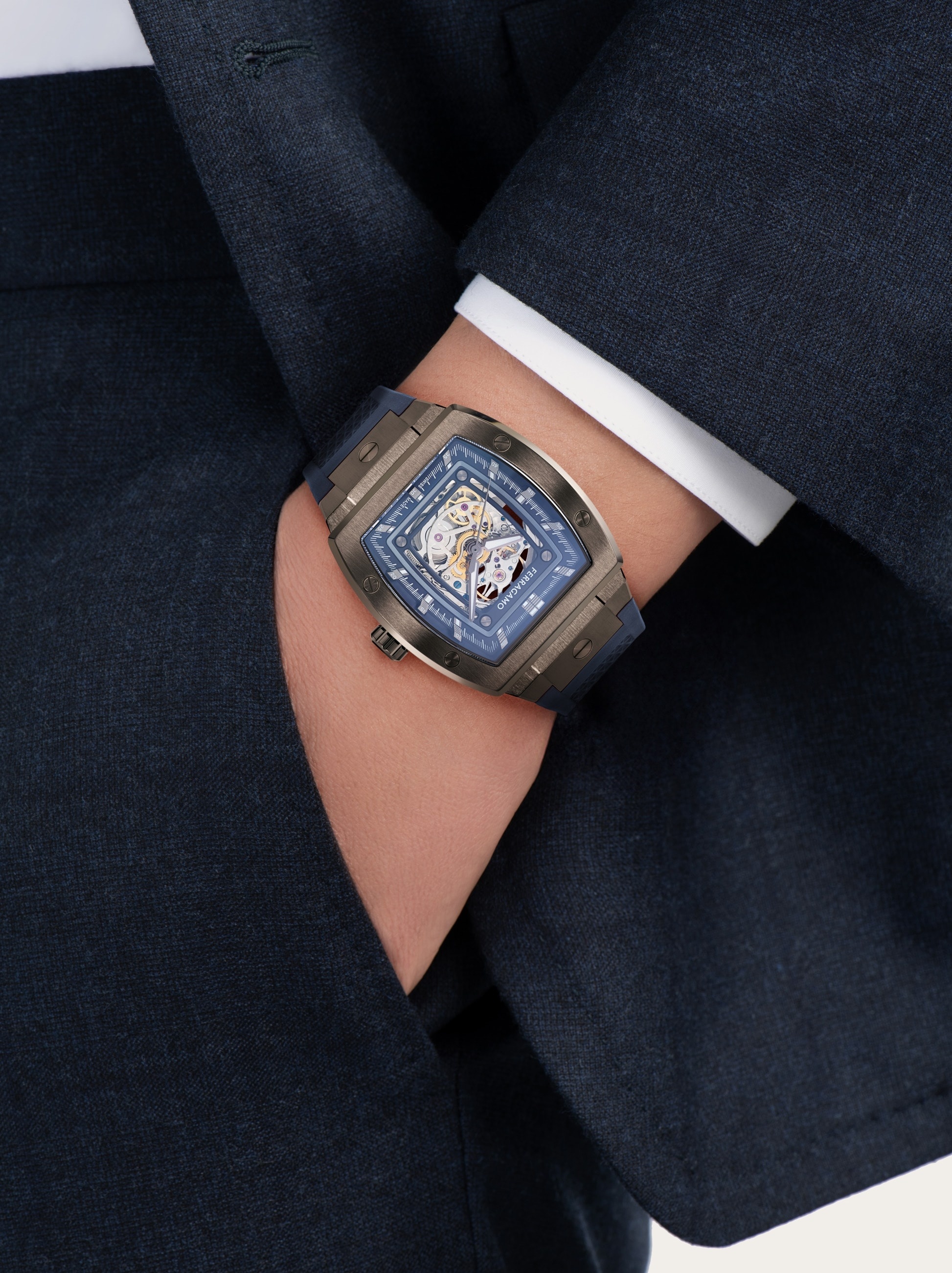 Ferragamo tonneau Skeleton watch - 4