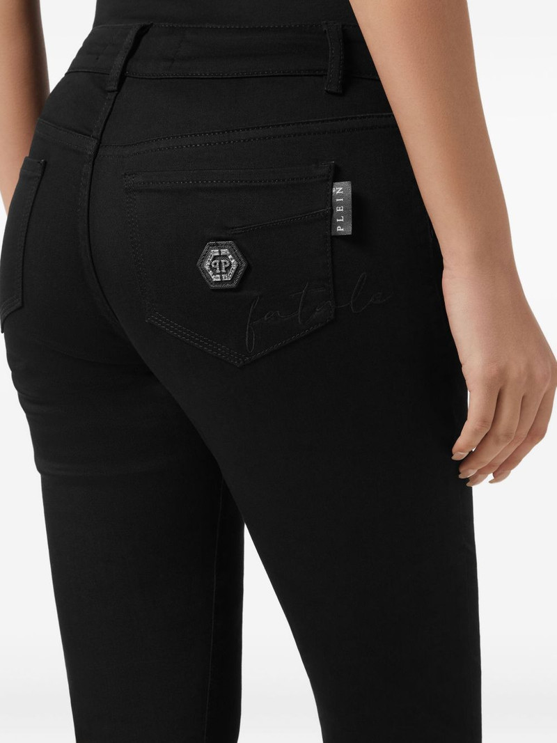 fatale logo-plaque jeans 4