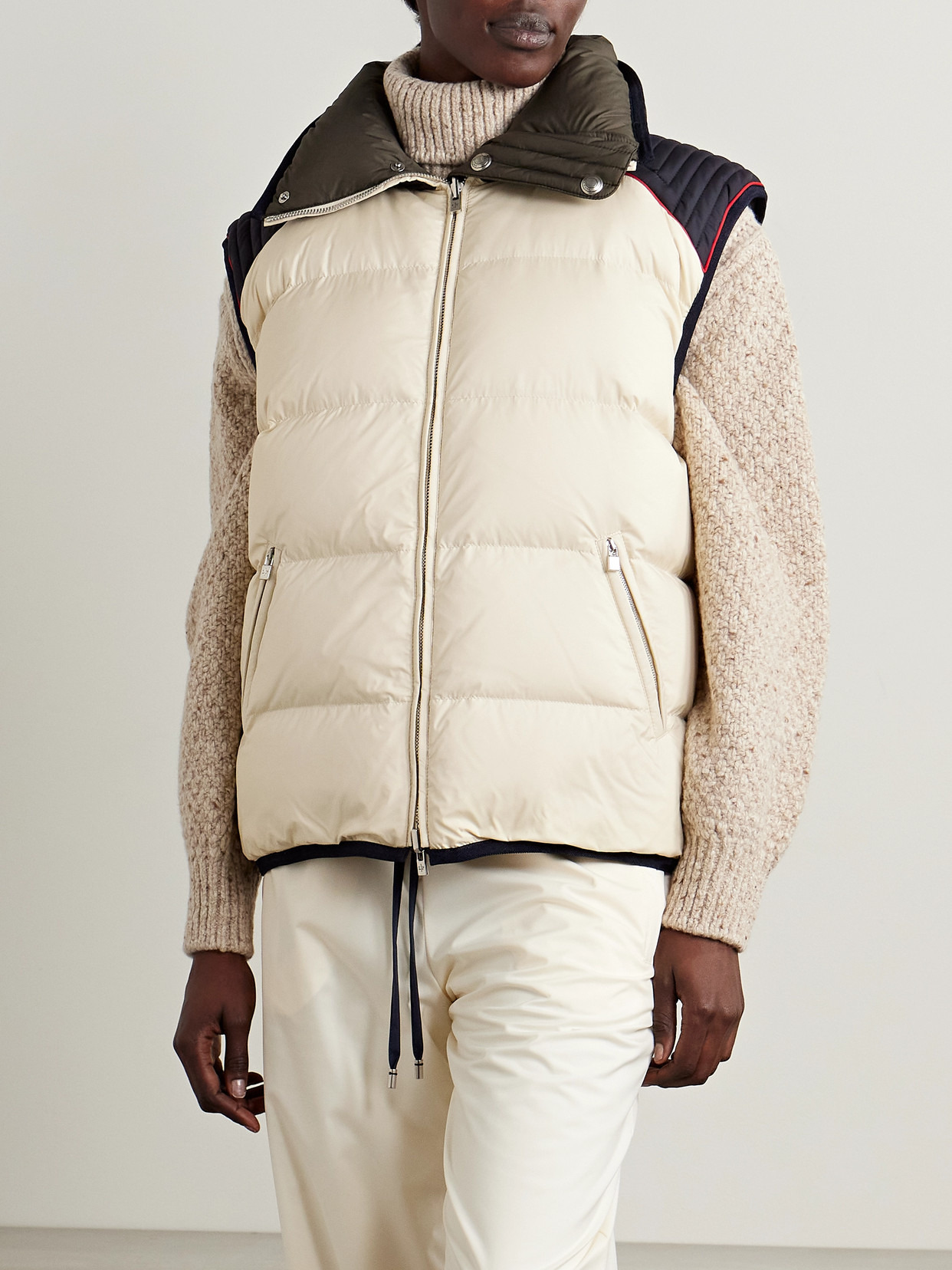Andry Reversible Two-tone Quilted Shell Down Vest - 4