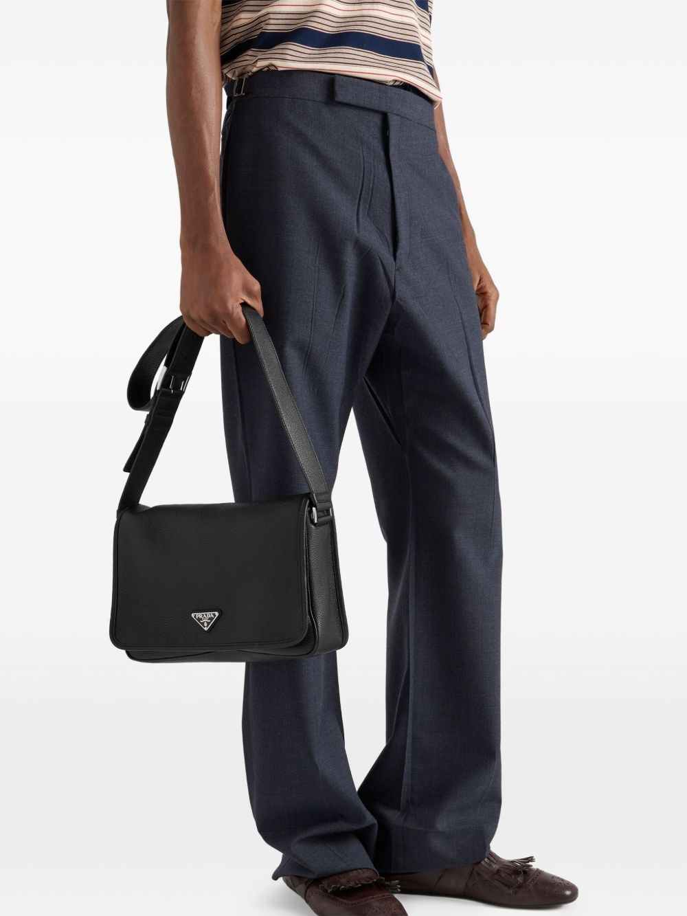 textured leather messenger bag - 3