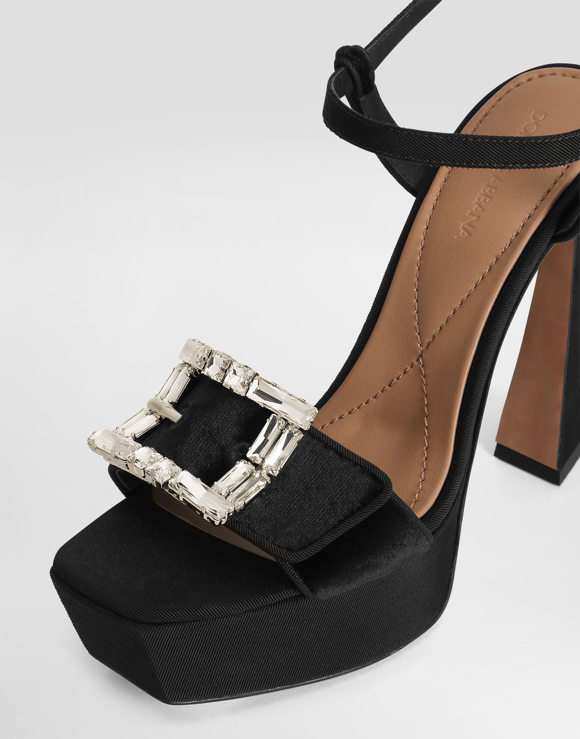 Velvet platform sandals with bejeweled buckle - 4