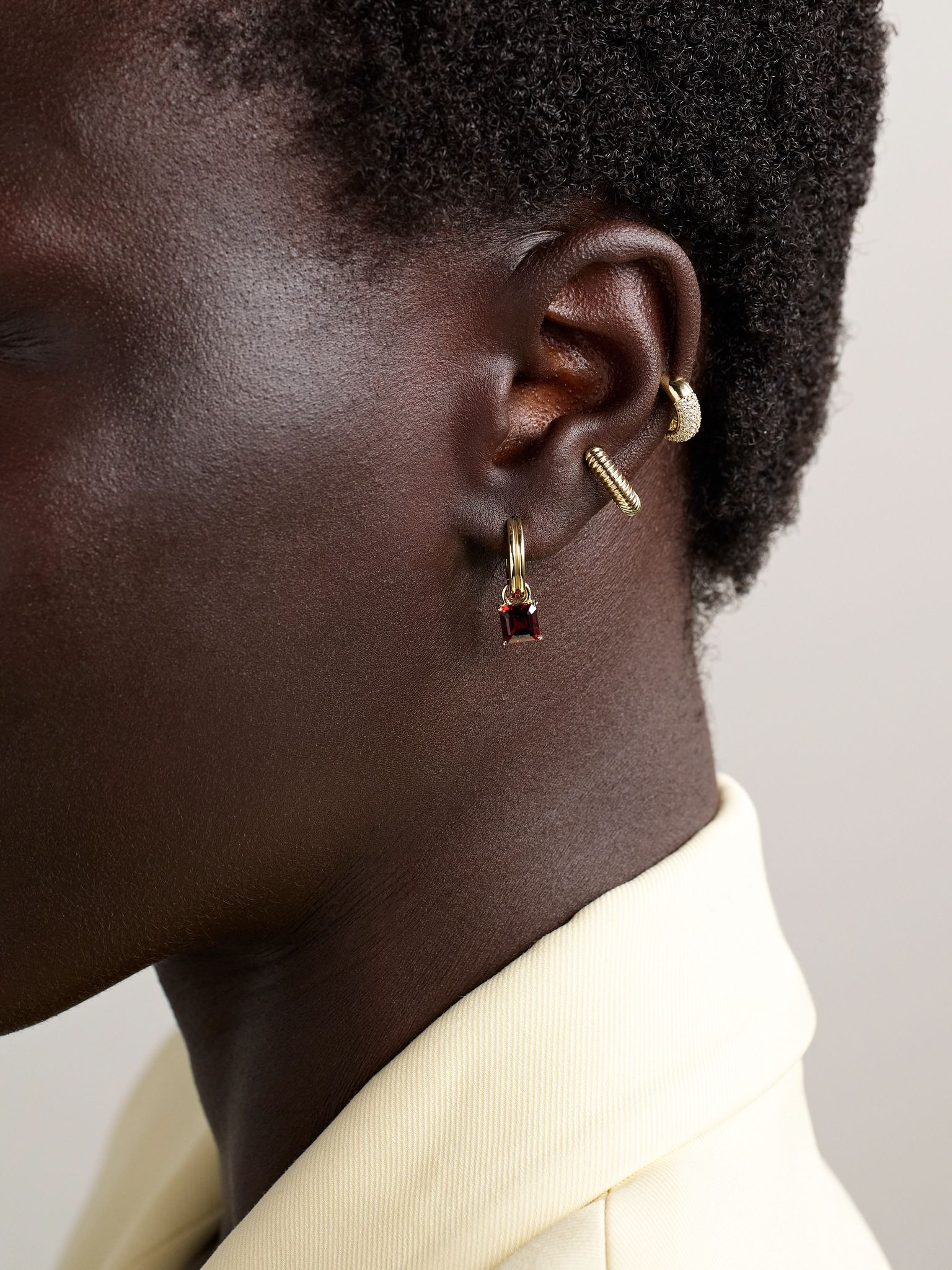 Studio 10-karat gold garnet hoop earrings Gold - 4