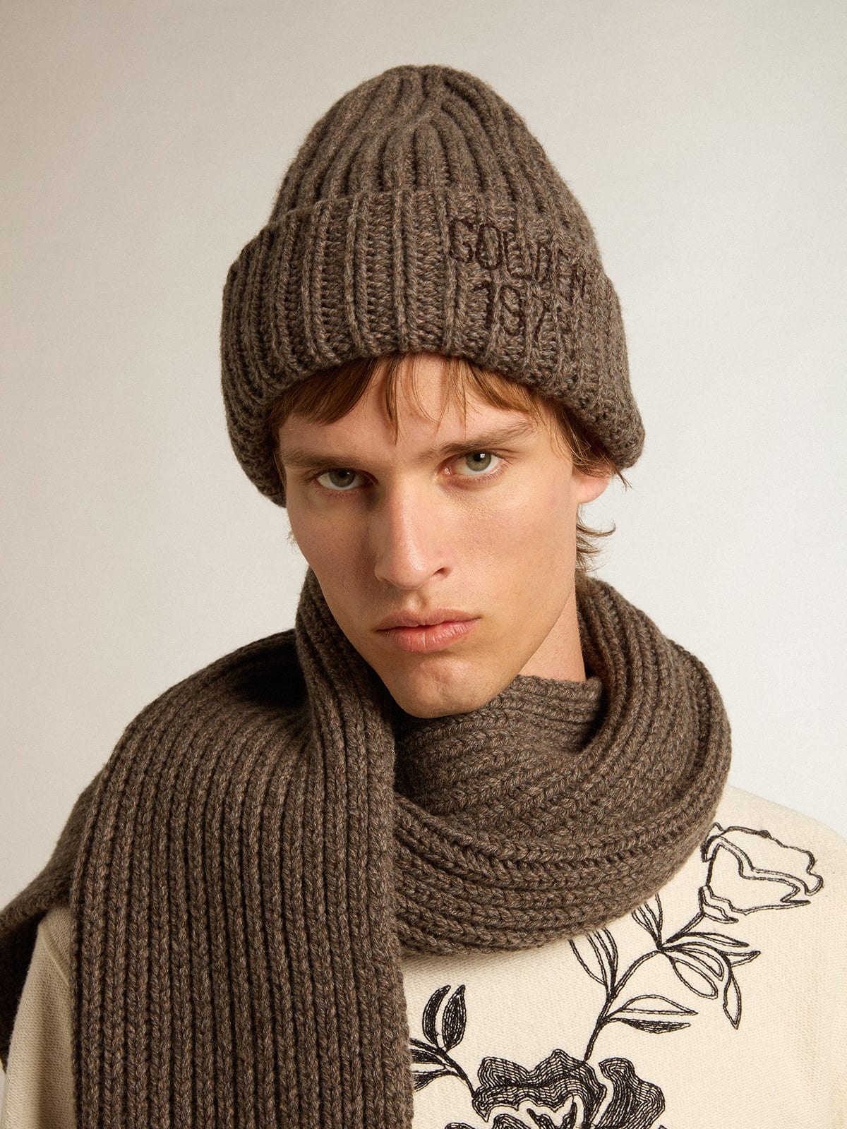 Ash brown beanie in cashmere blend wool - 3