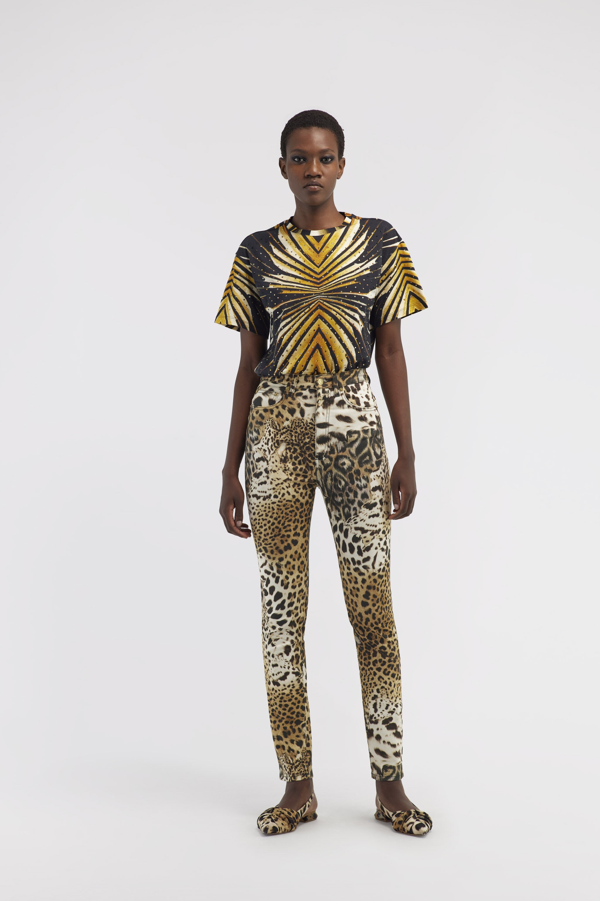 T-shirt with Ray of Gold print - 2