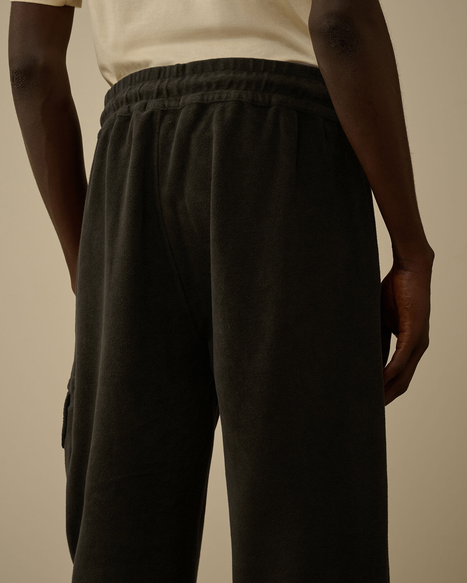 Brushed Emerized Diagonal Fleece Lens Sweatpants - 6