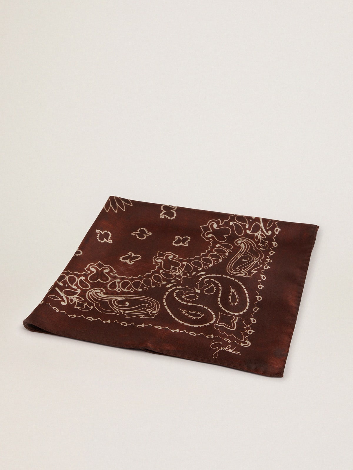 Black-coffee-colored Golden Collection scarf with paisley pattern - 1