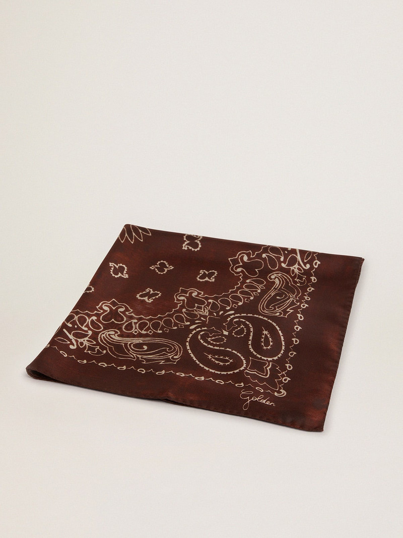Black-coffee-colored Golden Collection scarf with paisley pattern 1