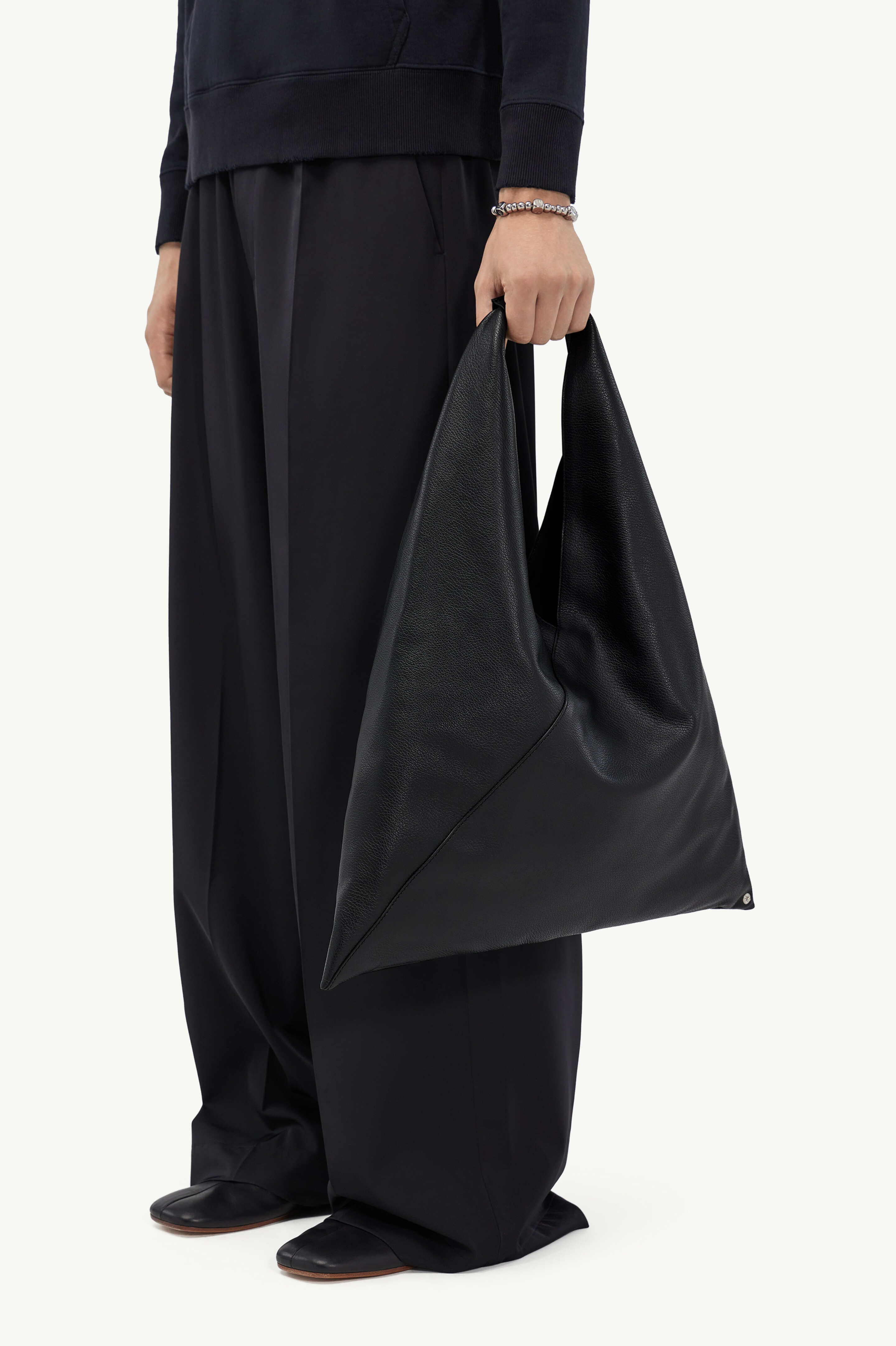 トートバッグ Mm6 Maison Margiela Shoulder Bag Japanese MM6 Maison Margiela Japanese Leather Shoulder Bag - Bergdorf