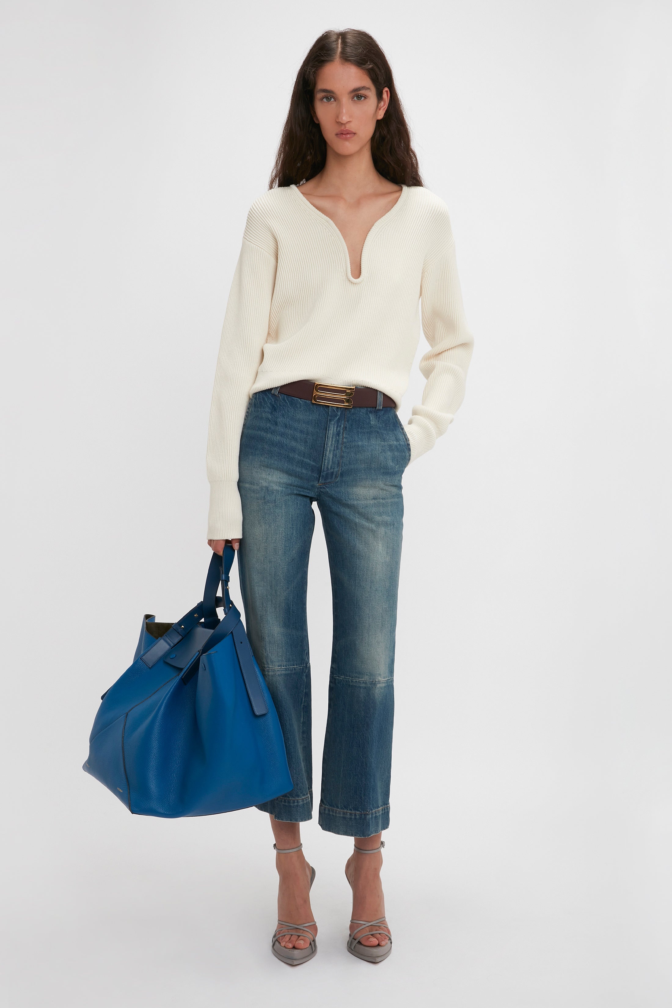 W11 Medium Tote In Vibrant Blue - 8