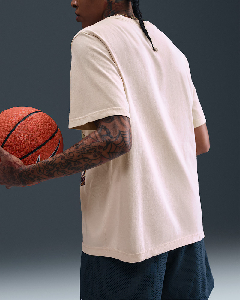 Nike Nike Women's Basketball T-Shirt outlook