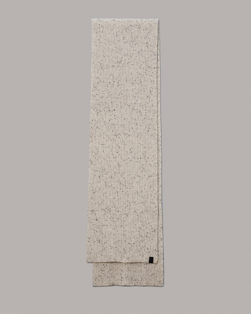 Harlow Wool Cashmere Scarf
Midweight Scarf 1