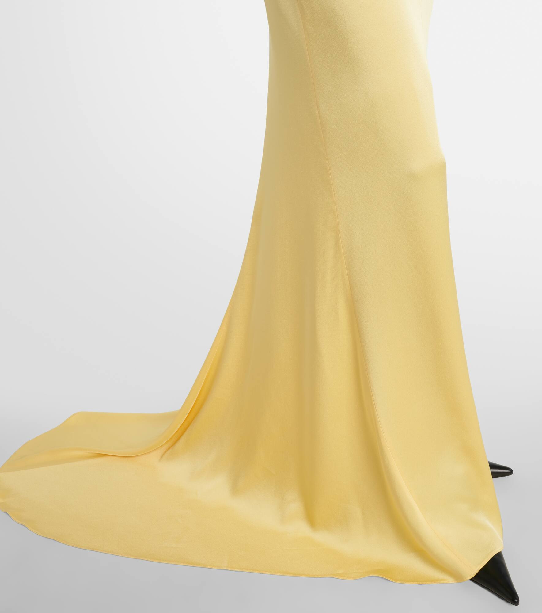 Satin gown - 6