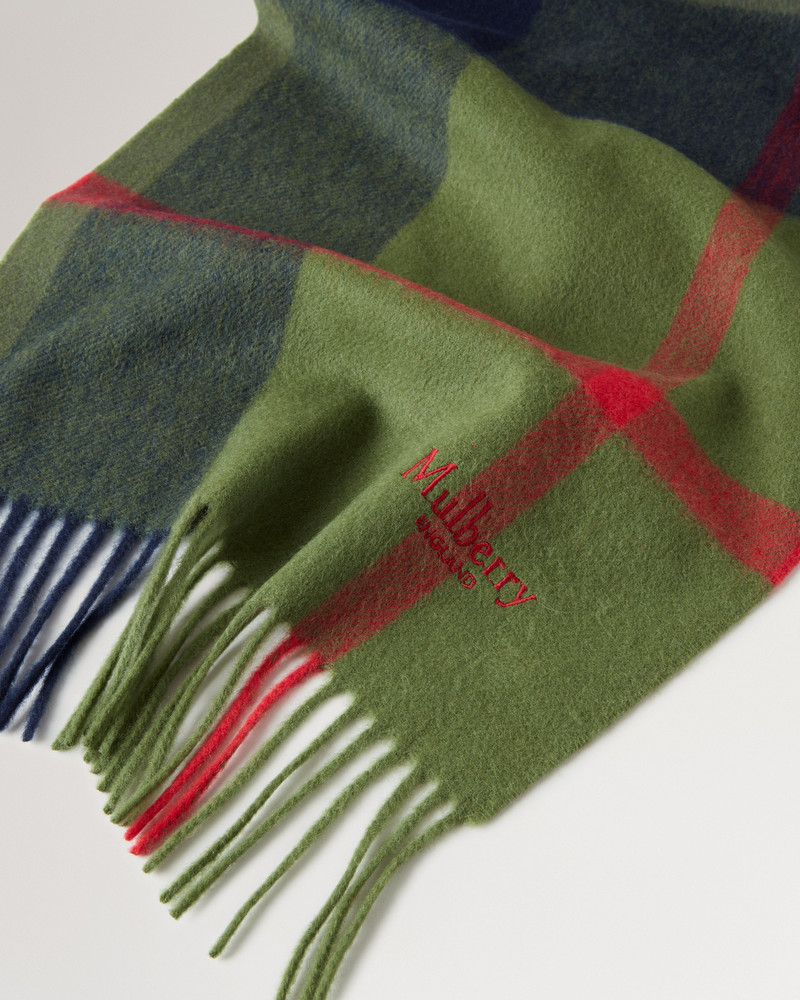 Small Check Merino Wool Scarf
Fern & Dark Green Merino Wool 3