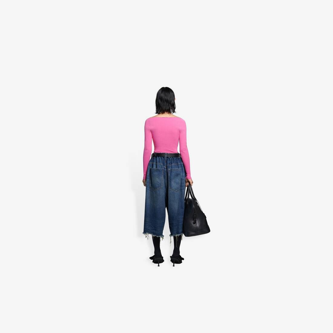 Women's Heartneck Top in Pink - 5