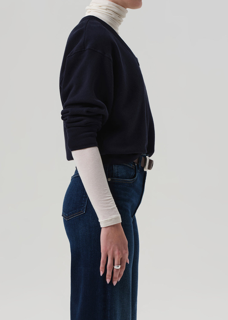 Vernata Pullover In Navy 4
