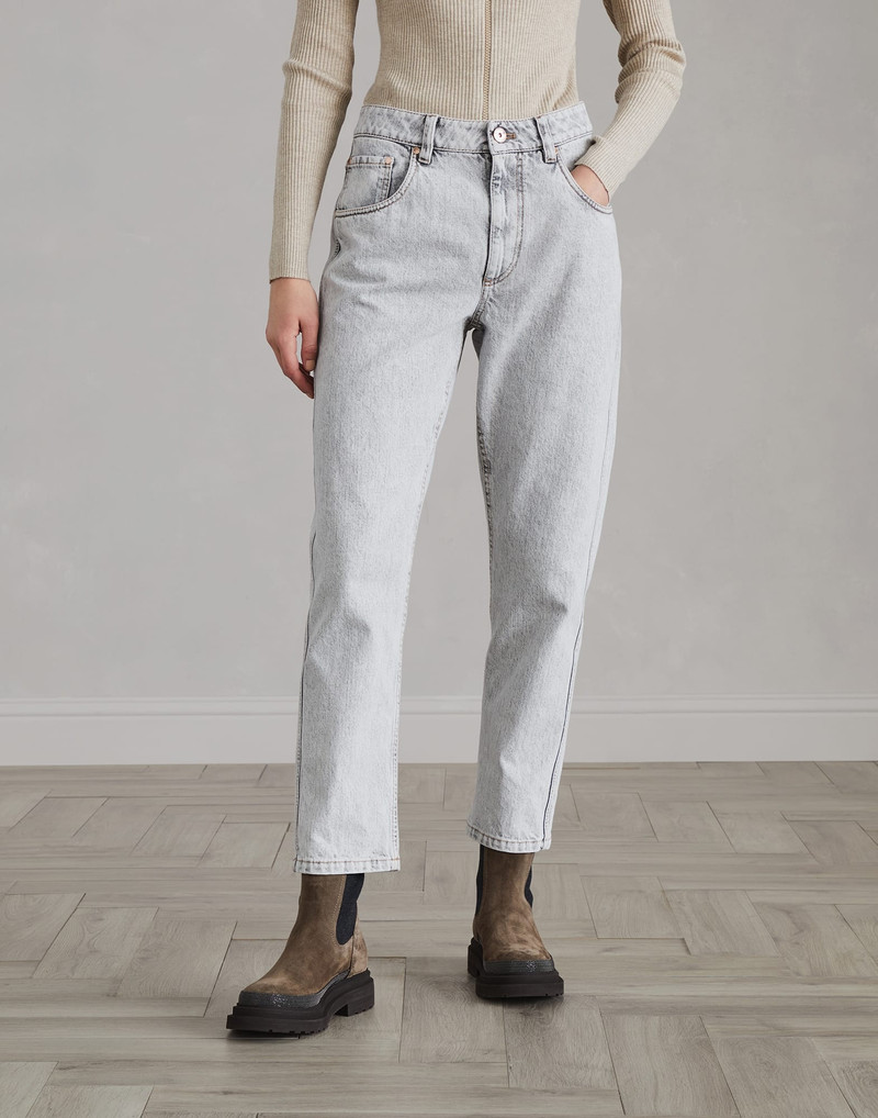 Authentic denim straight trousers with shiny bartack 1