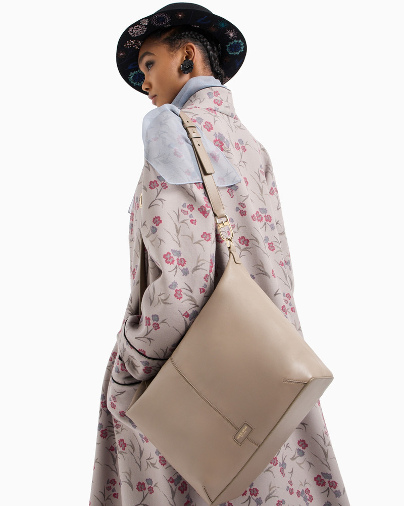 ASV LA PRIMA SOFT LARGE HOBO BAG IN PATENT NAPPA LEATHER 7