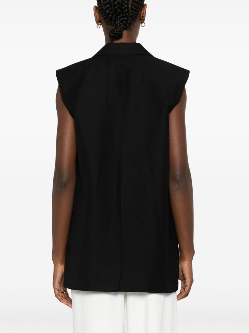 single-breasted vest 4