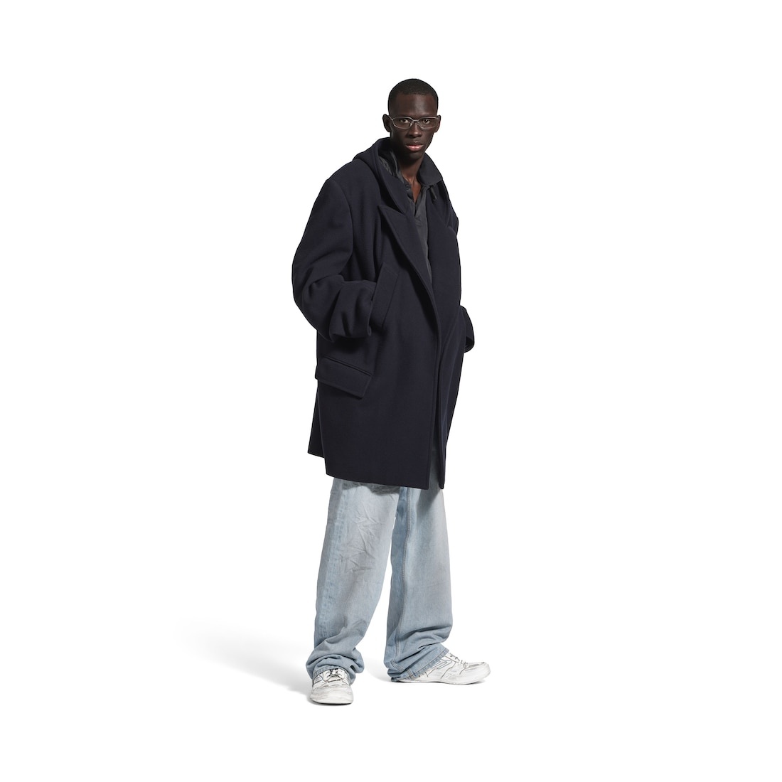 Men's Hamptons Worn-out Sneaker in White/dark Blue/grey - 8