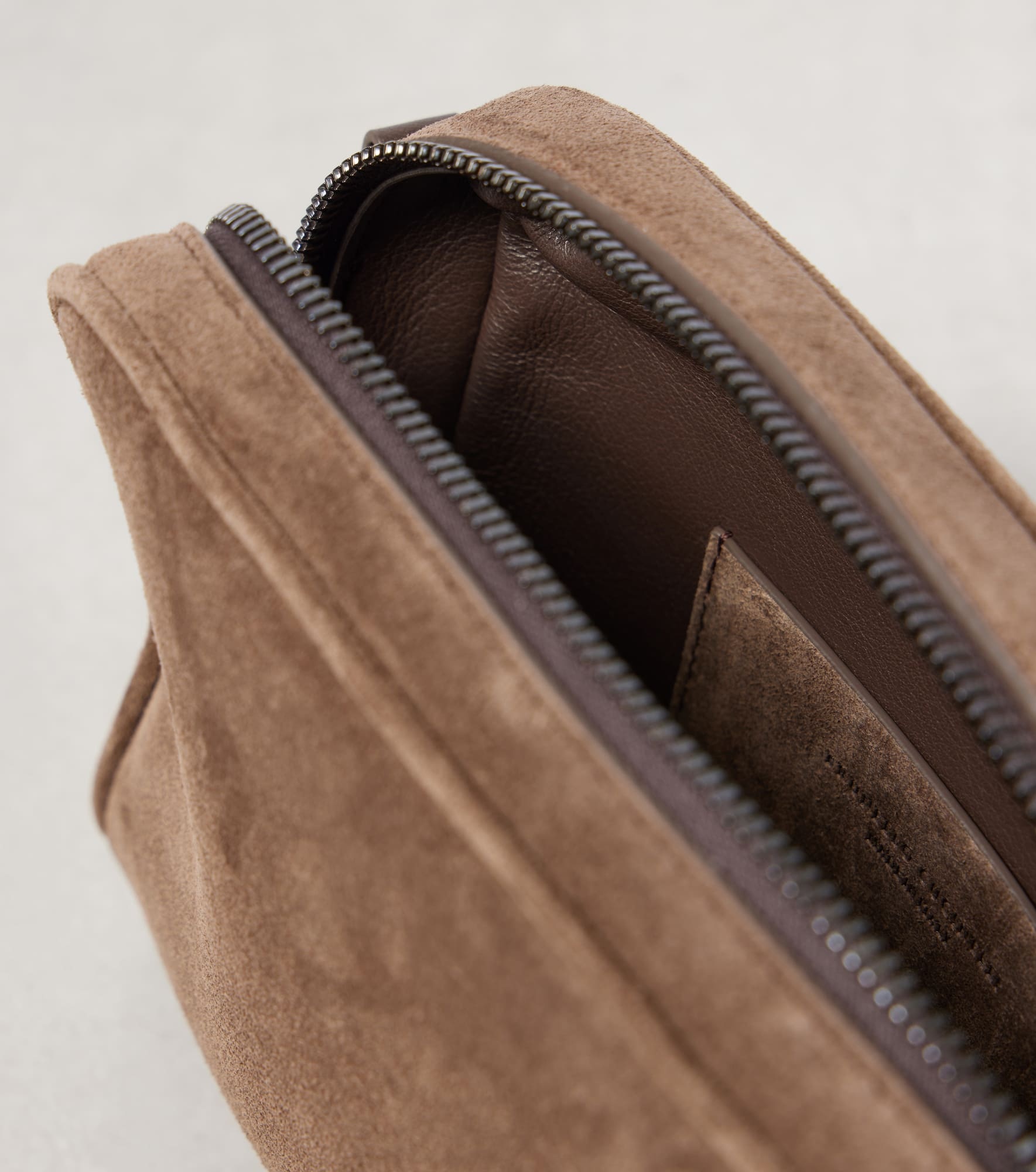Small suede crossbody bag - 3