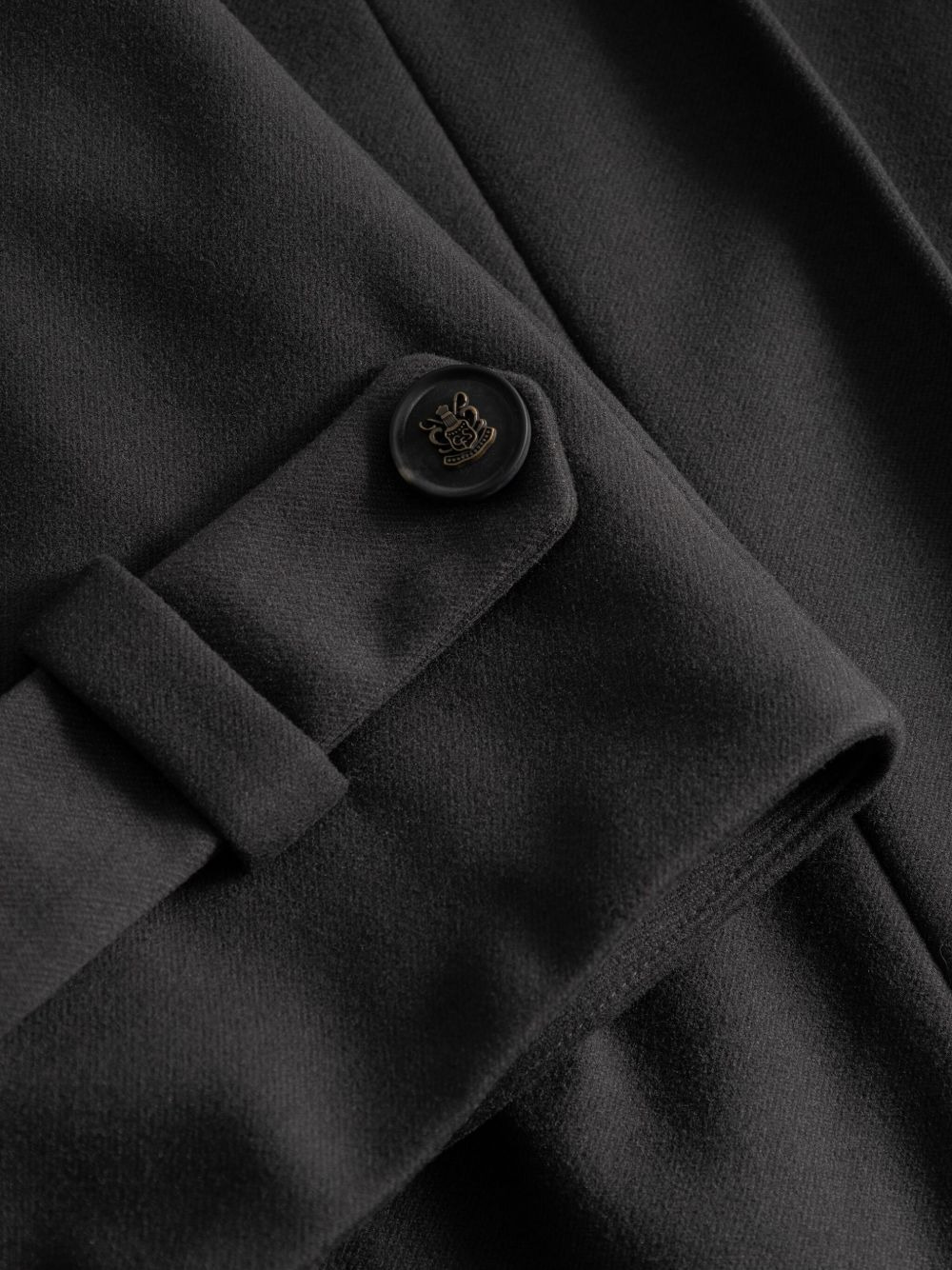 pleated button-fastening coat - 5