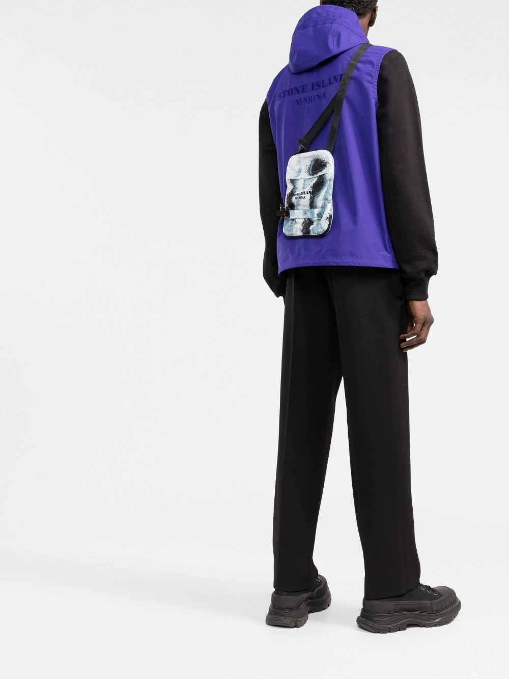 logo-embroidered hooded gilet - 4