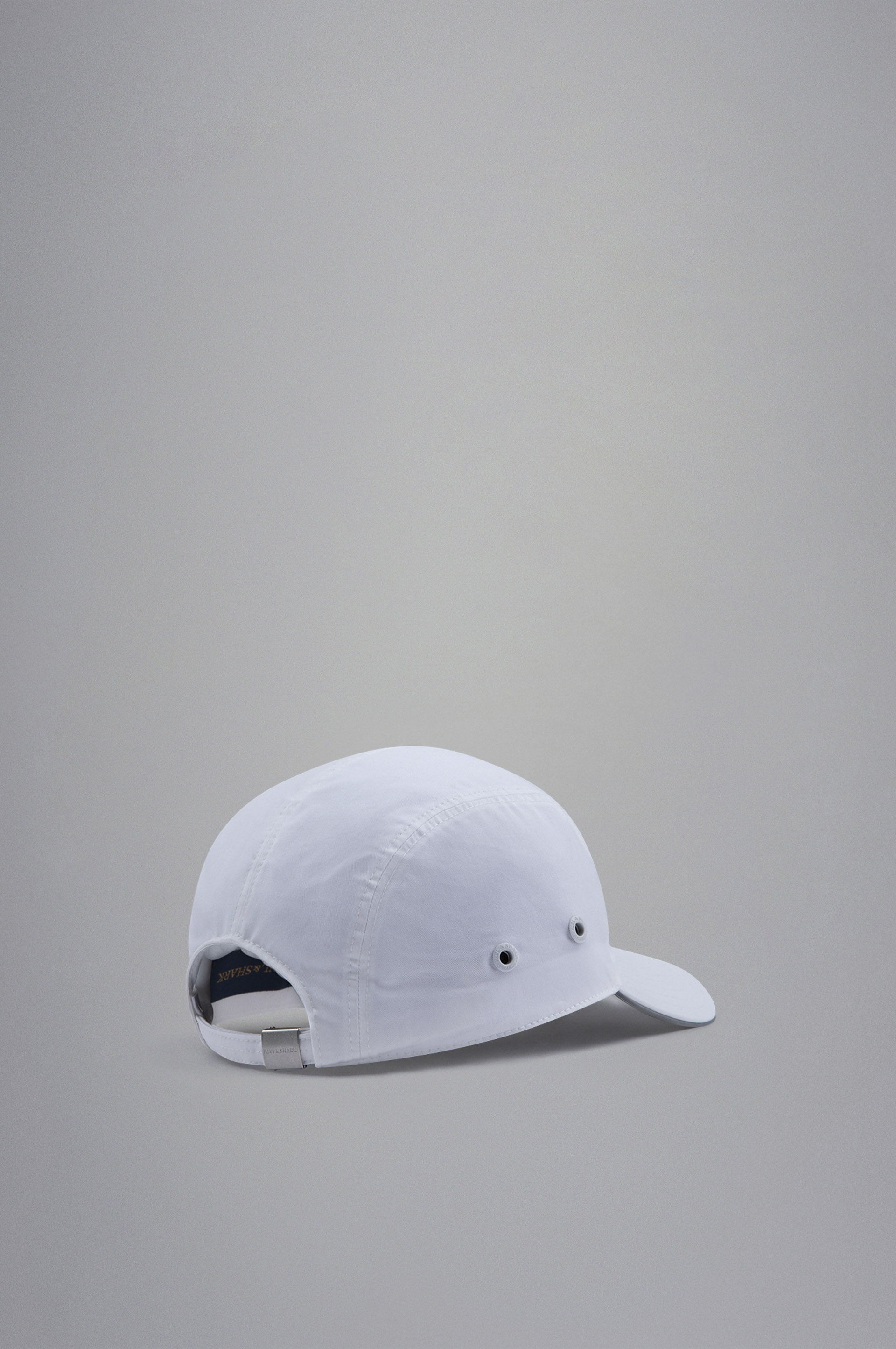 BASEBALL CAP WITH MOON BADGE - 3
