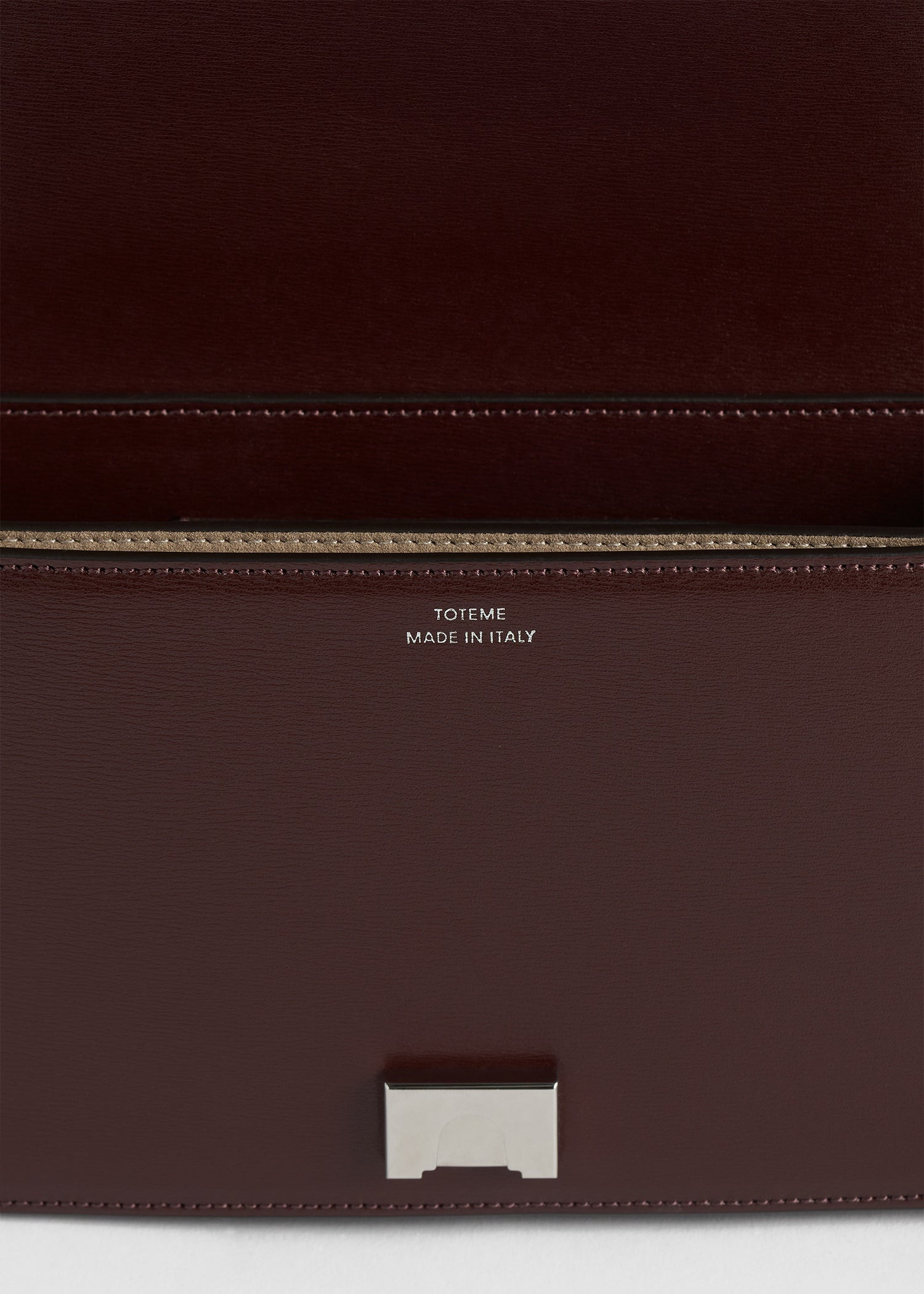 Mini T-flap leather bag bordeaux - 8