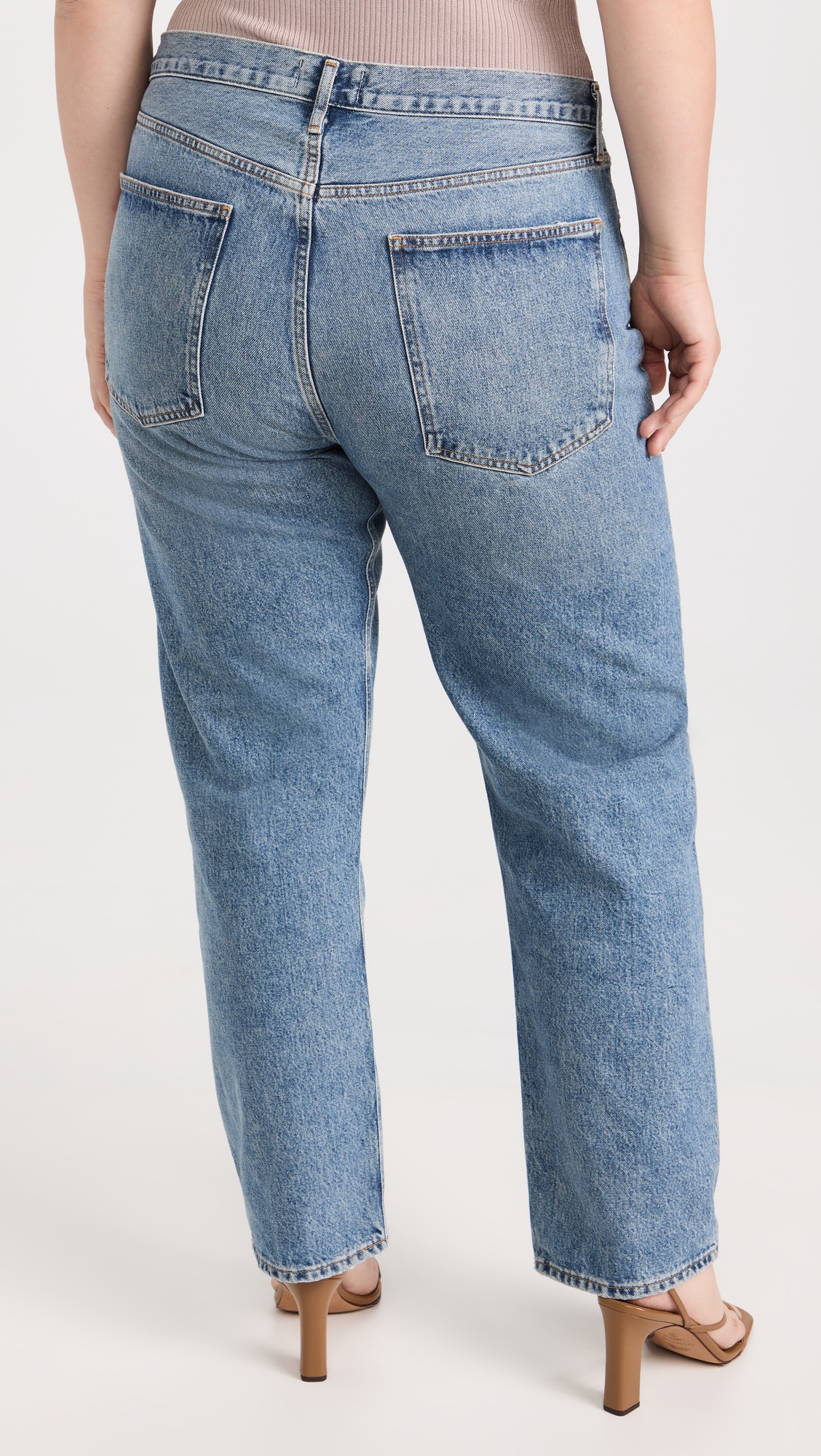 90's Pinch Waist High Rise Straight Jeans - 9