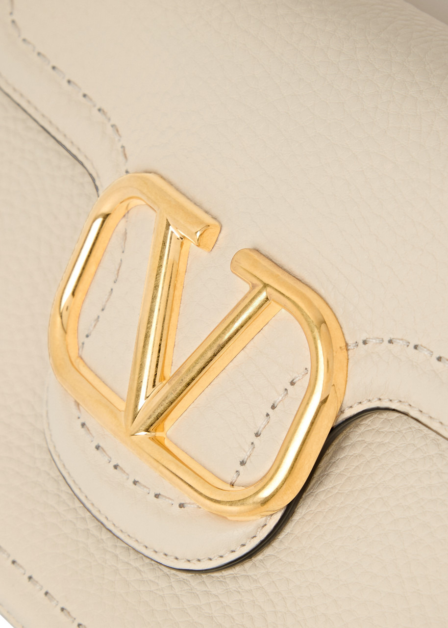 Valentino Garavani Alltime VLogo Grained Leather Shoulder bag - 3