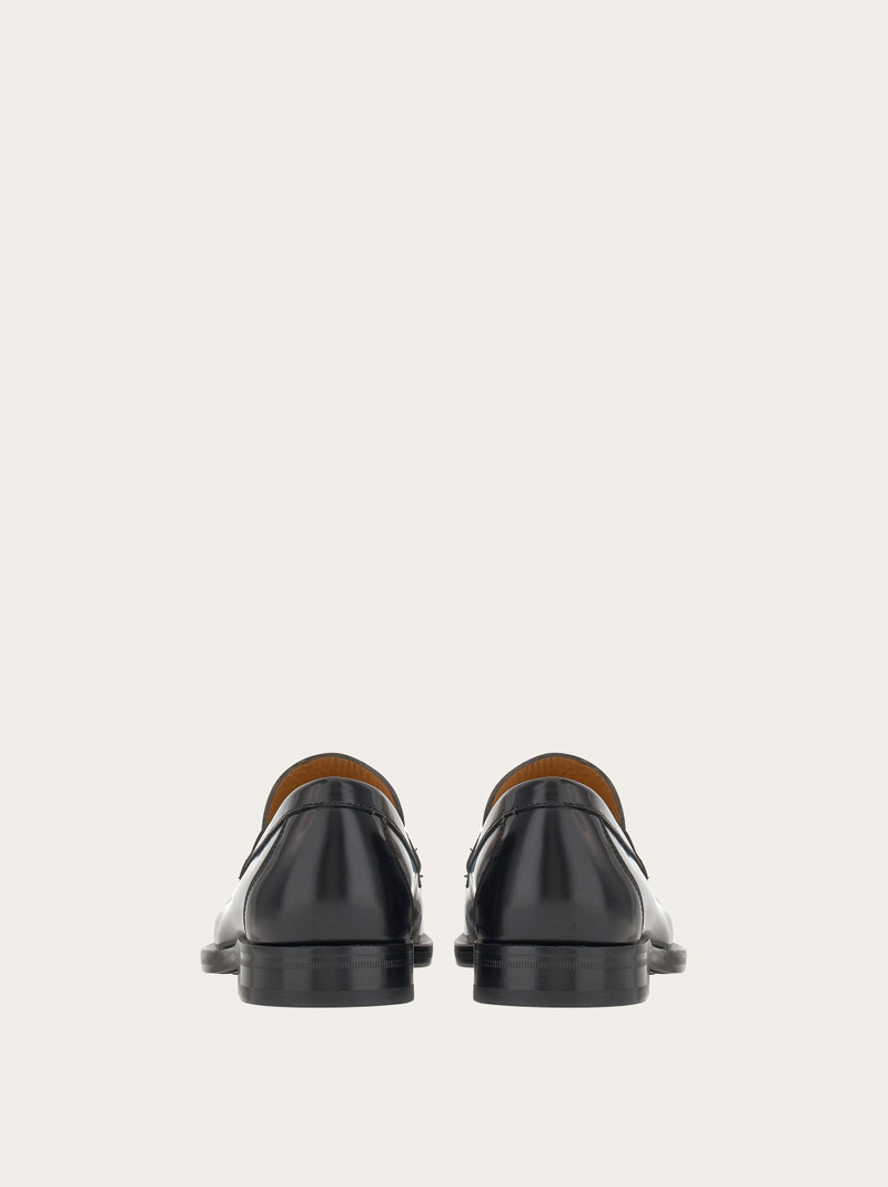FERRAGAMO Moccasin with Gancini ornament outlook