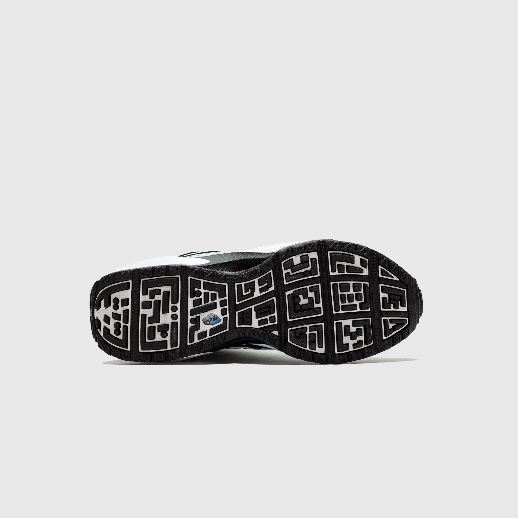 WMNS AIR MAX SUNDER "PANDA" - 6