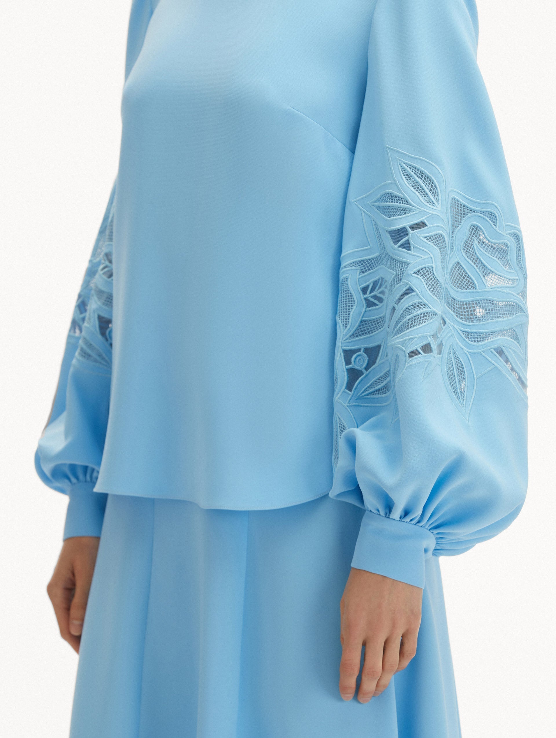 ENGLISH ROSE CUTOUT BLOUSE - 6