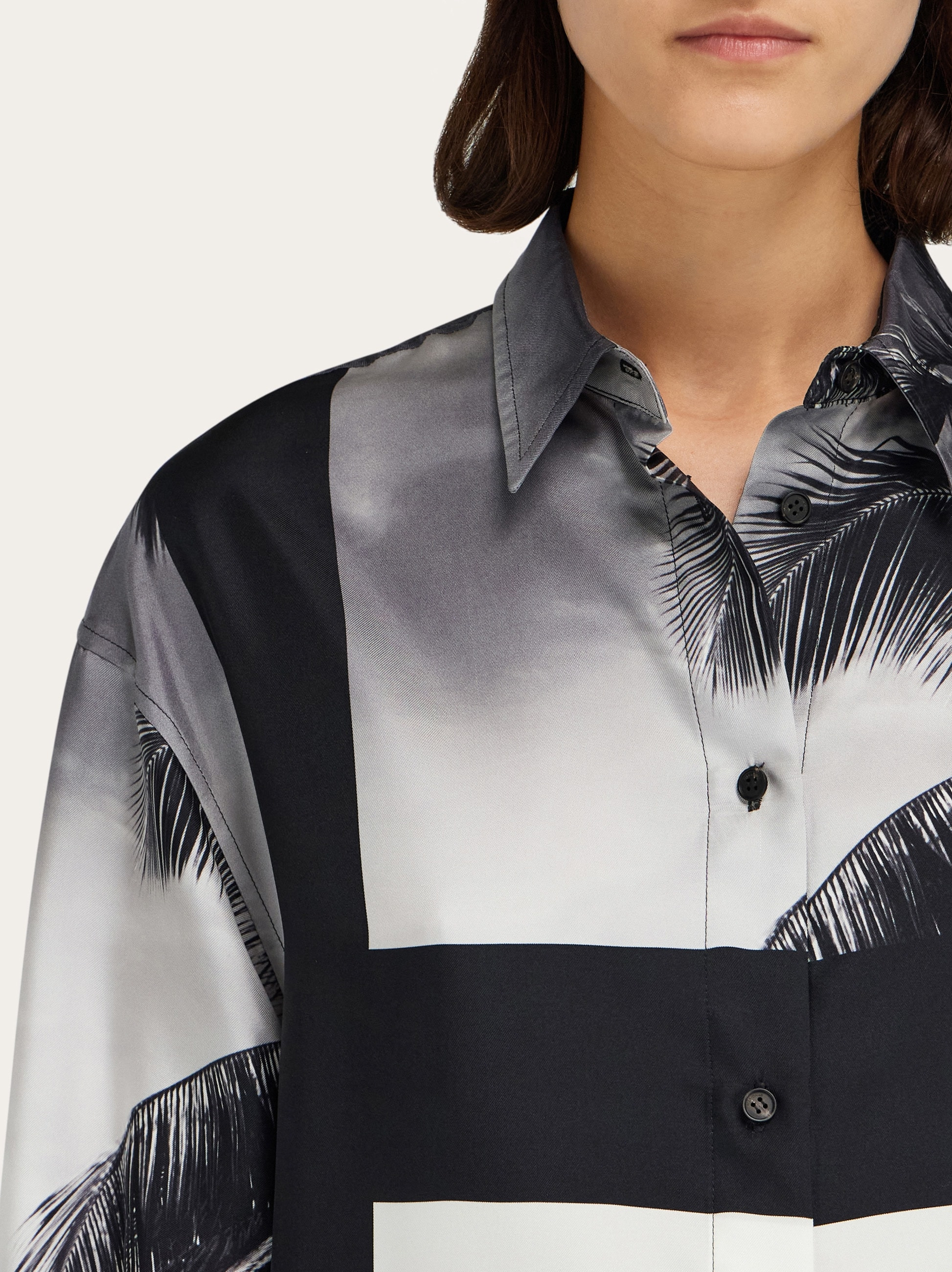 Oversize shirt with Trinidad print - 6