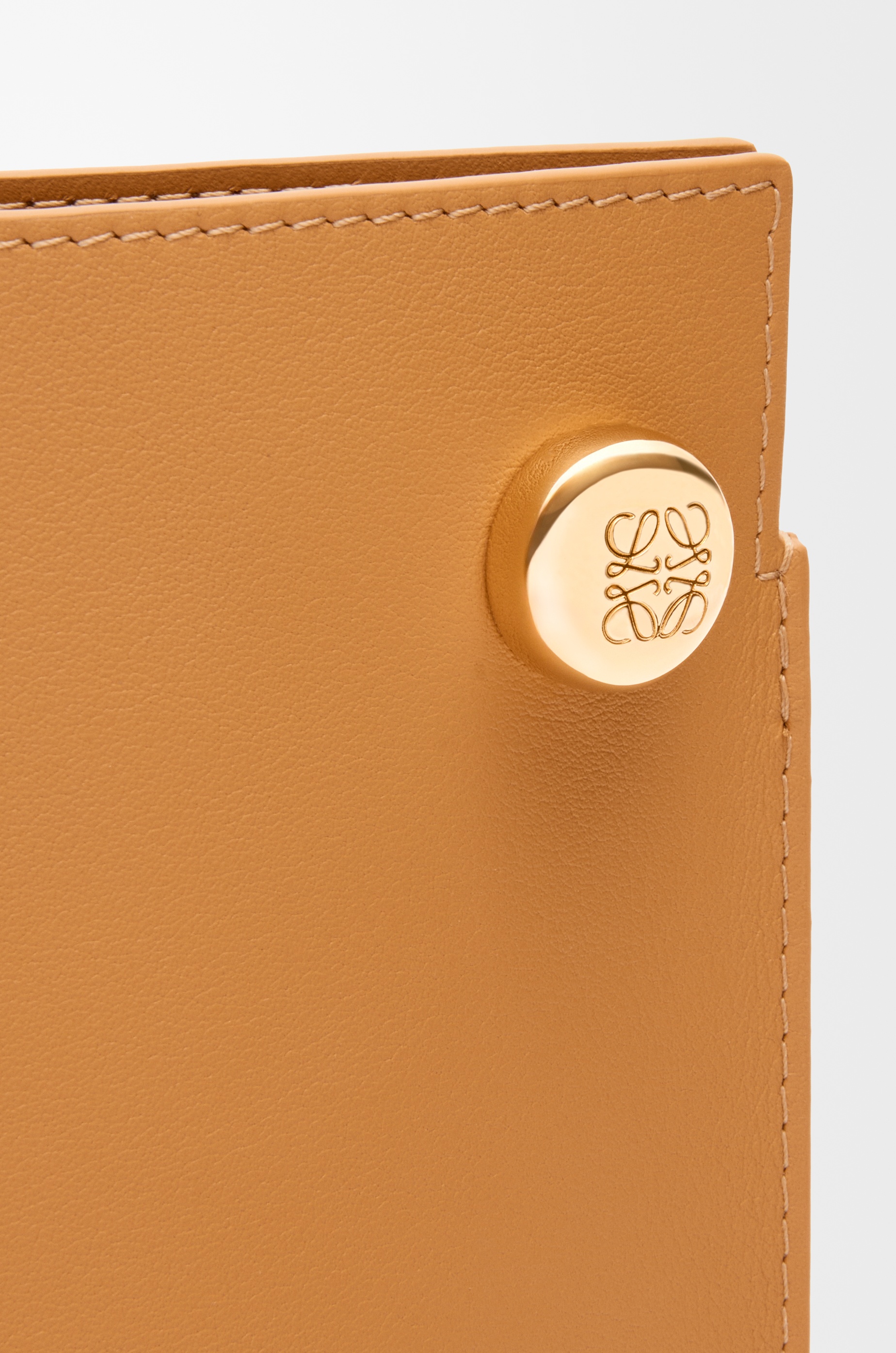 Pebble Dice pocket in classic calfskin - 9