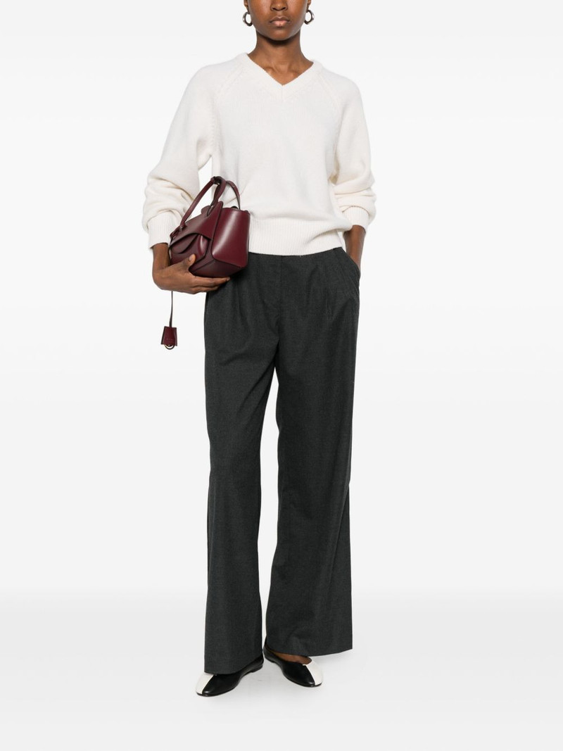 Dunst V-neck jumper outlook