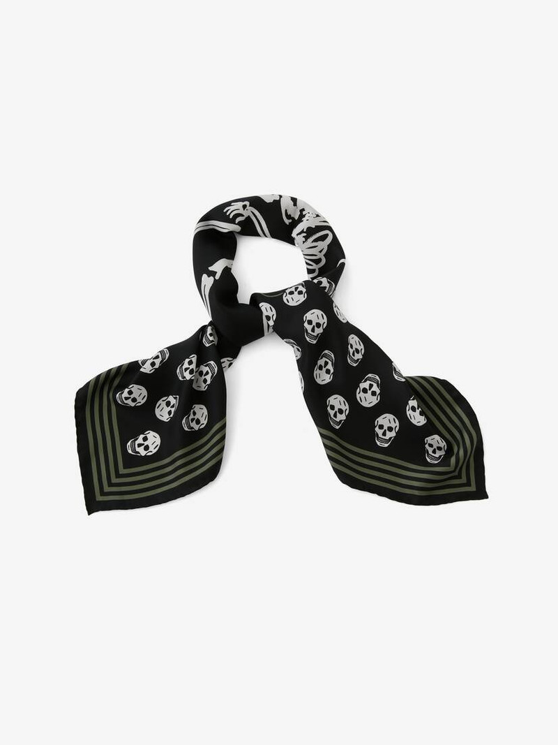 Alexander McQueen Skeleton Biker Skull Scarf in Black/ivory outlook