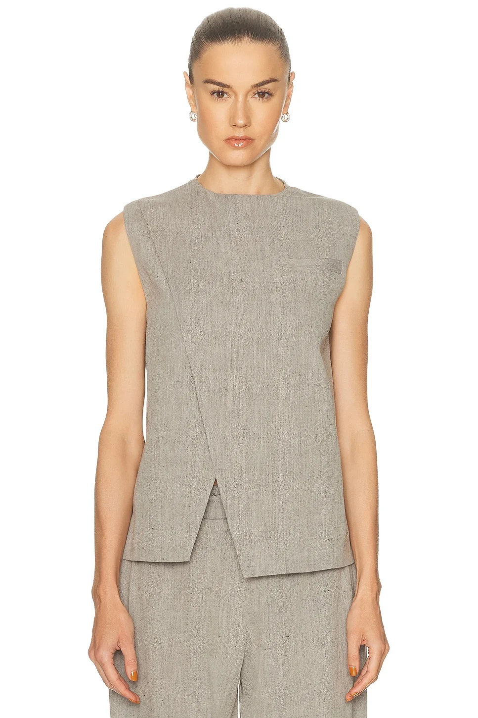 Della Asymmetric Top - 1