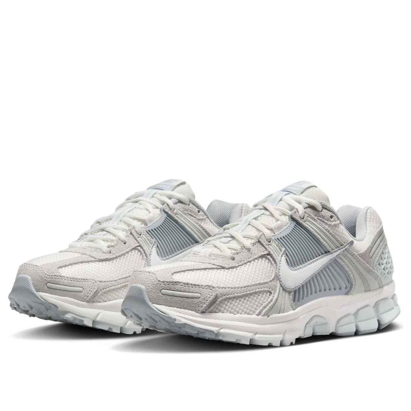 (WMNS) Nike Air Zoom Vomero 5 'Pure Platinum Platinum Tint Wolf Grey Summit White' HQ0458-001 - 3
